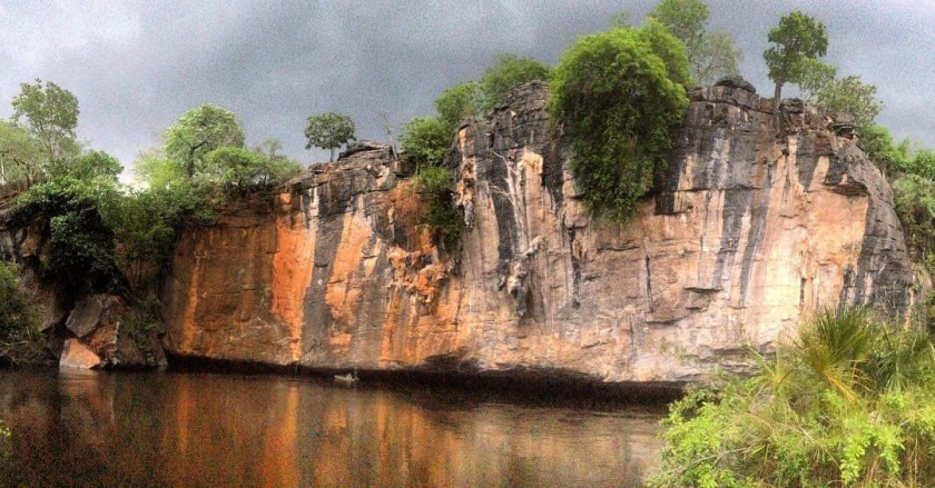 Paredes Deus me livre